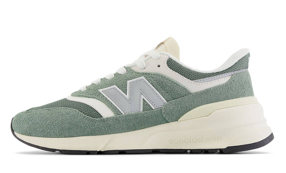 New balance 1600 store tricolor