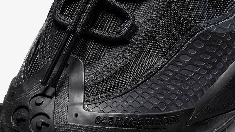 Nike ACG Mountain Fly 2 Low Black DV7903-002 Detail