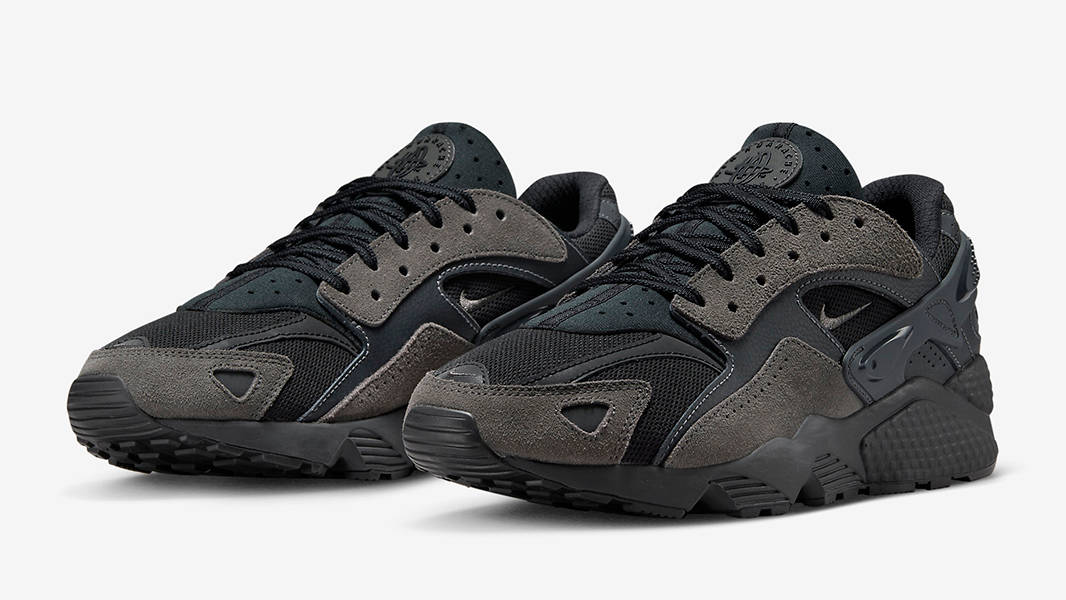 靴 NIKE AIR HUARACHE RUNNER BLACK/M.ASH NIKE Air Huarache Runner DZ3306 002 - Shiekh