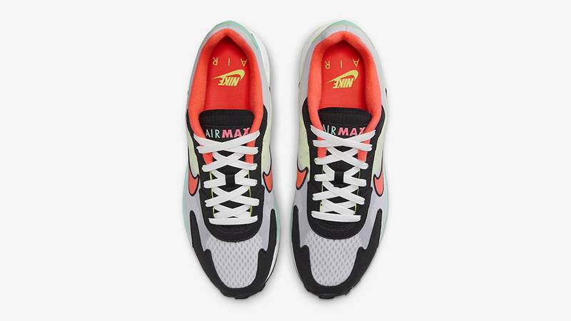 Nike Air Max Solo Hot Punch middle