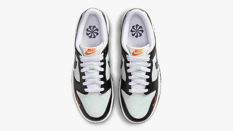 Black and orange dunks best sale