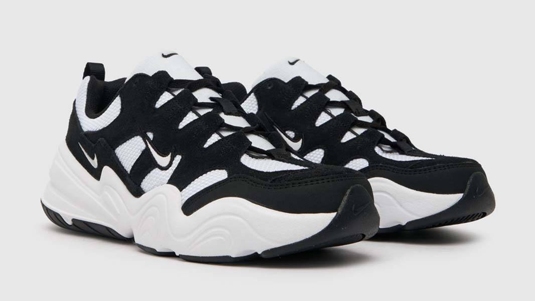 Nike Tech Hera Black White Front