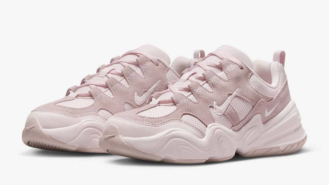 Nike Tech Hera Pearl Pink Front