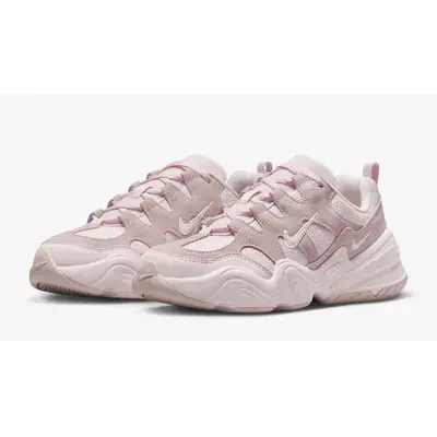 Nike Tech Hera Pearl Pink Front