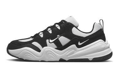Nike Tech Hera White Black