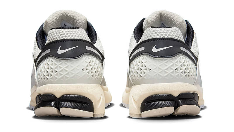 Nike Zoom Vomero 5 Supersonic Back