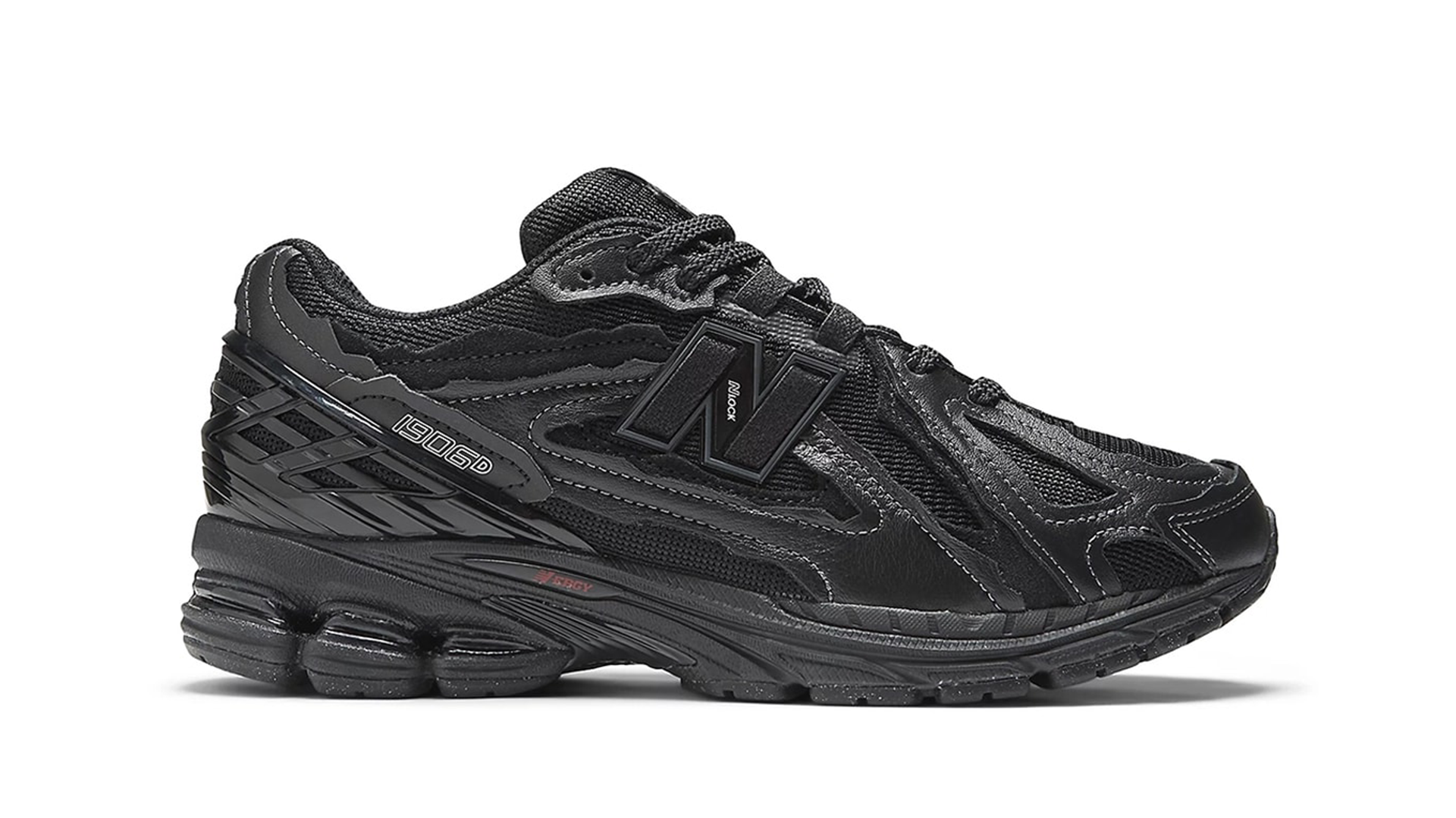 New Balance 1906R Protection Pack Triple Black
