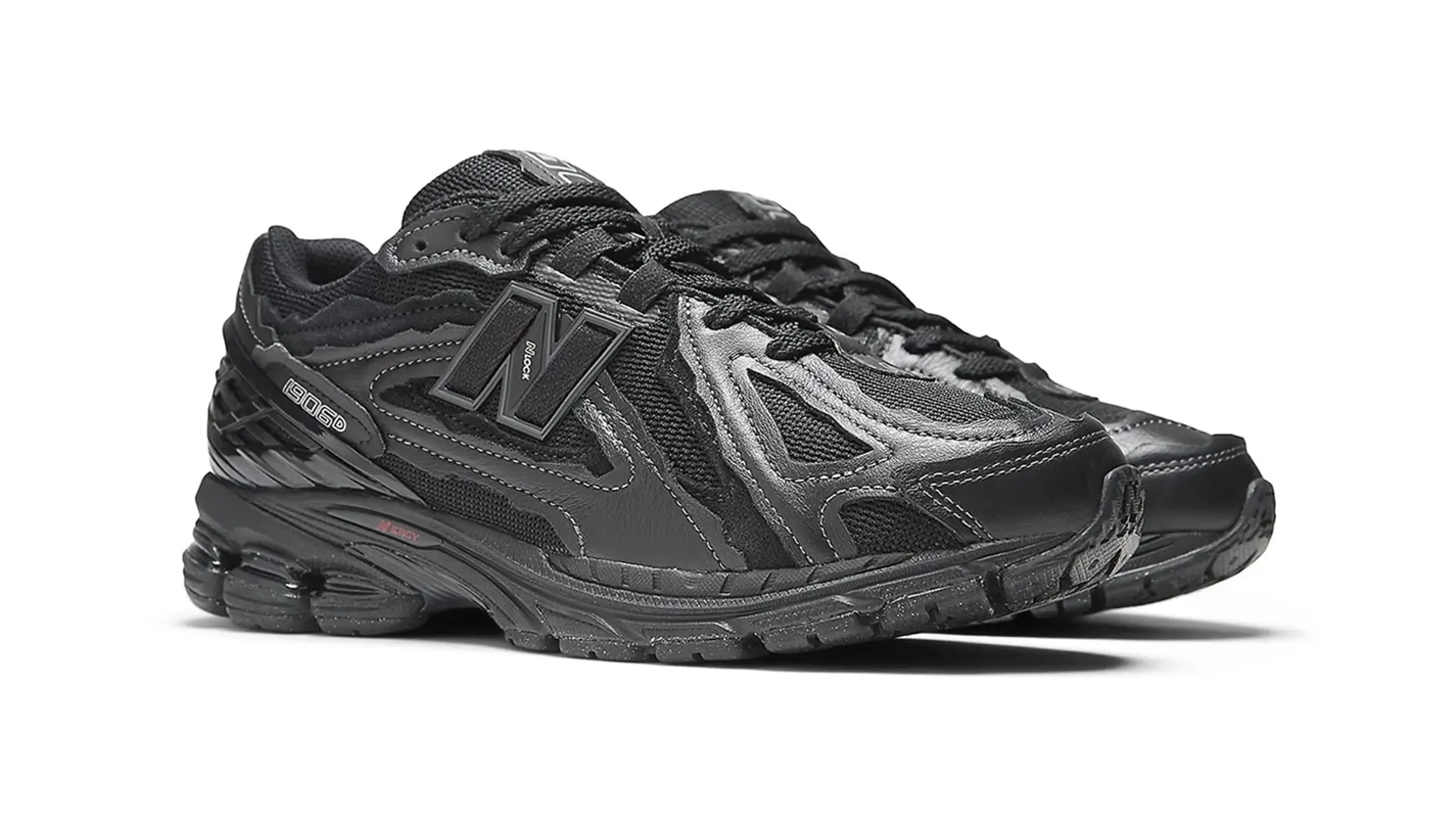 New Balance 1906R Protection Pack Triple Black
