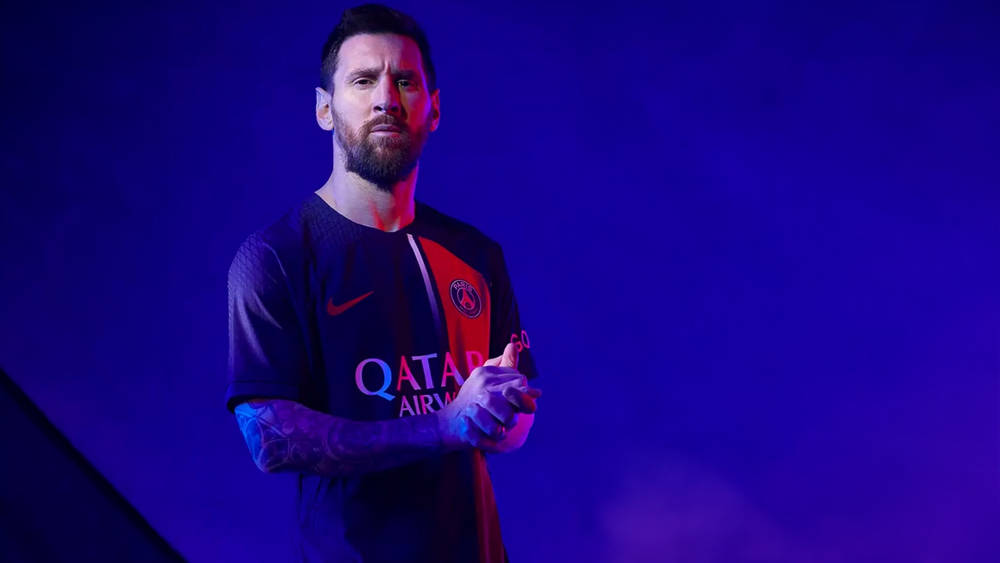 Paris Saint-Germain's Latest 2023/24 Home Kit Takes Inspiration From the Early '00s