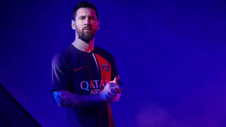 Paris Saint-Germain's Latest 2023/24 Home Kit Takes Inspiration From the Early '00s Paris Saint-Germain's Latest 2023/24 Home Kit Takes Inspiration From the Early '00s