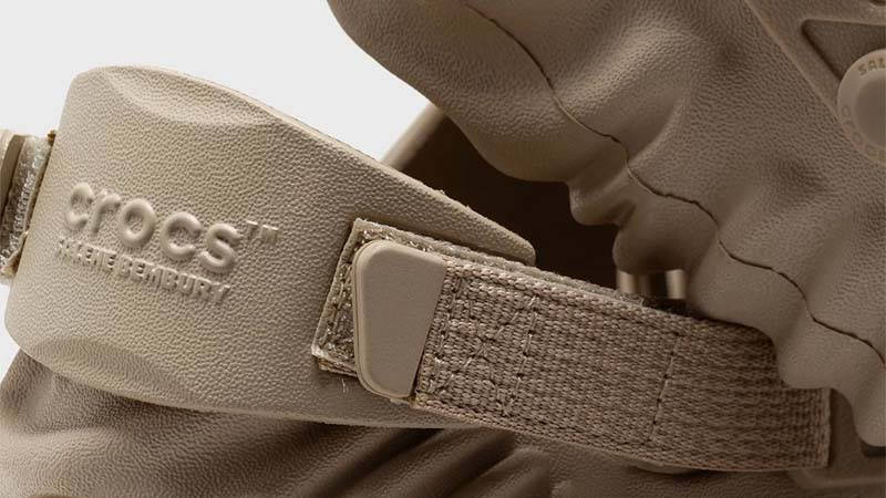 Salehe Bembury x Crocs Pollex Clog Horchata Closeup