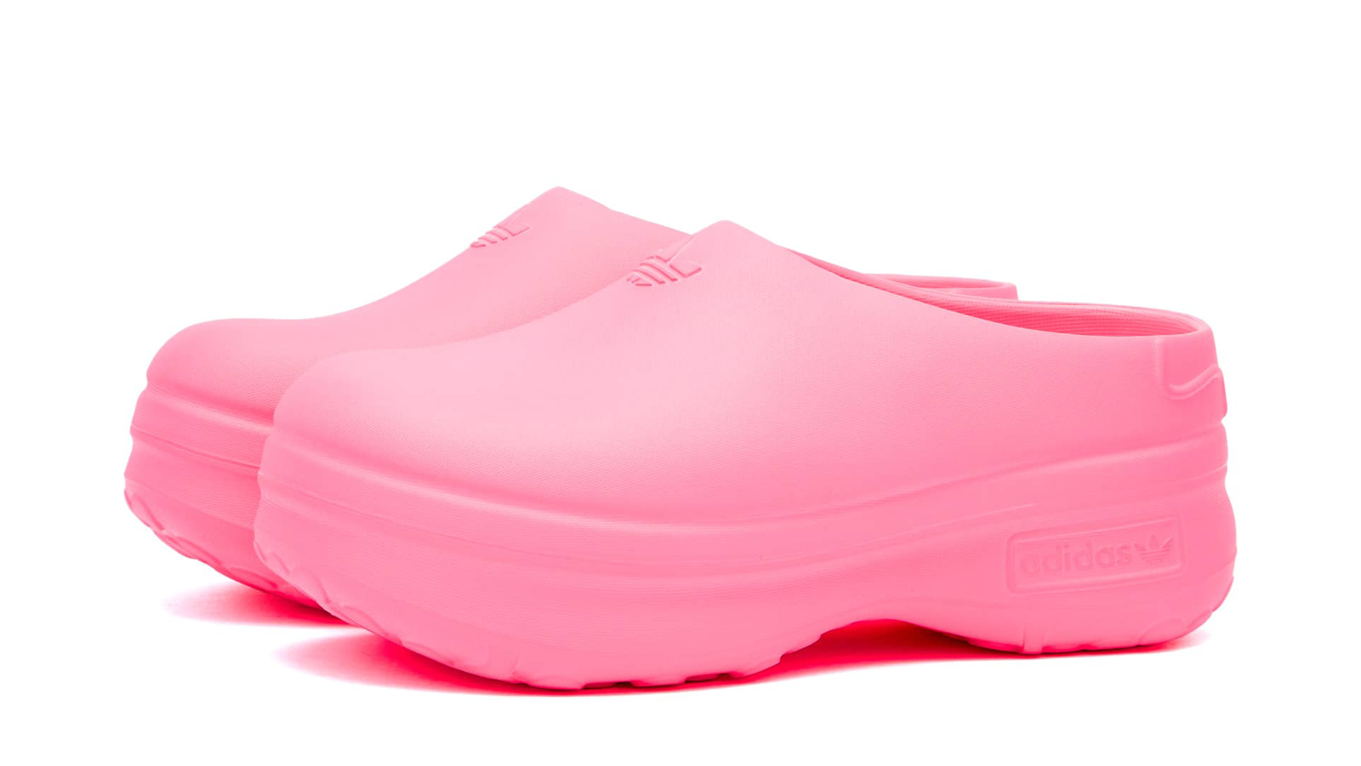 These Are the Clogs We're Crushing on This Summer