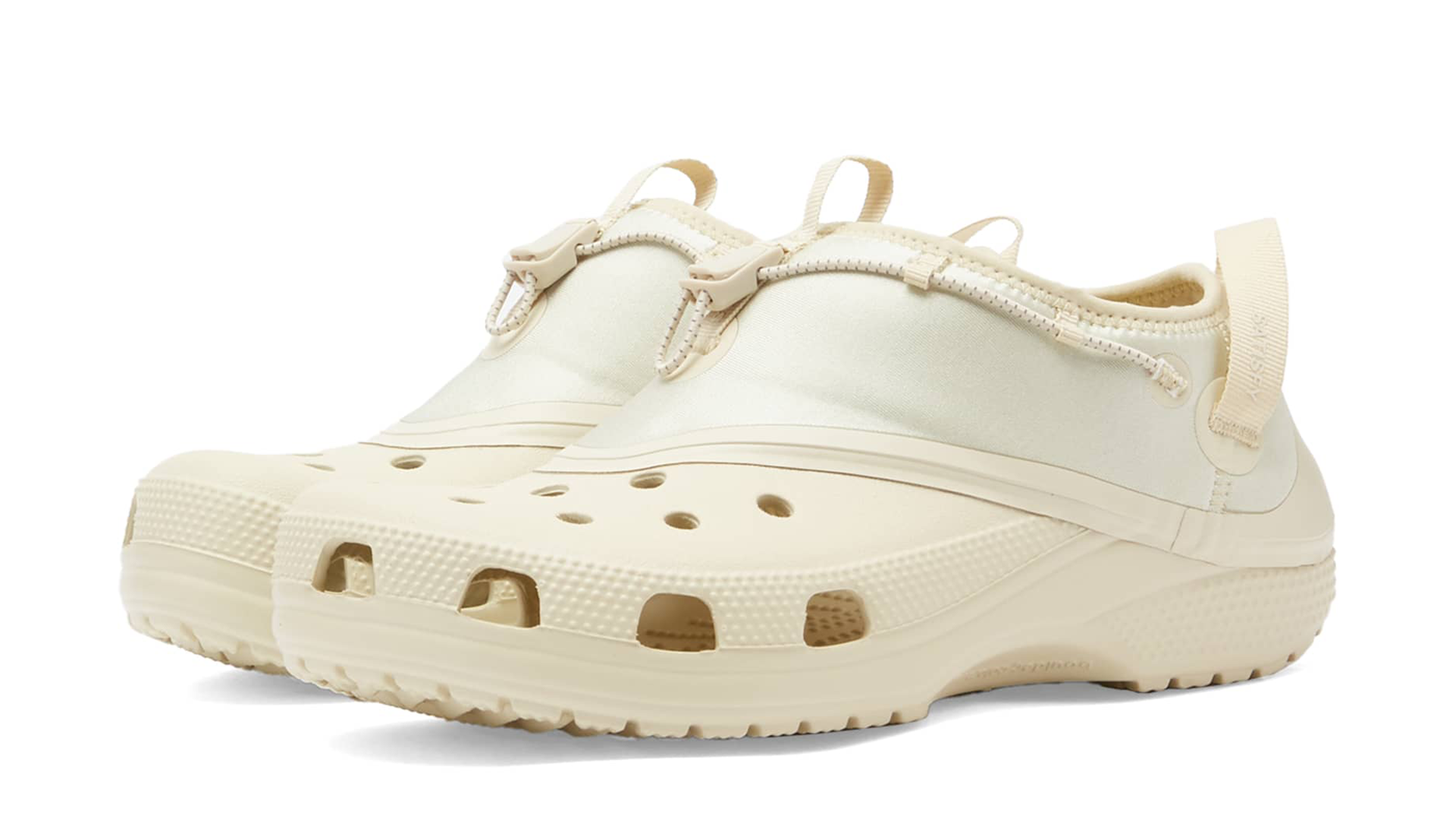 These Are the Clogs We're Crushing on This Summer
