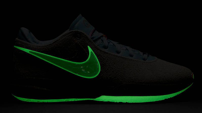 UNKNWN x Nike LeBron 20 Message in a Bottle DV9090-801 in dark