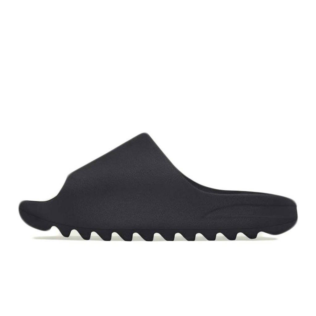 The Latest Yeezy Drops are Now Available on Sole Market