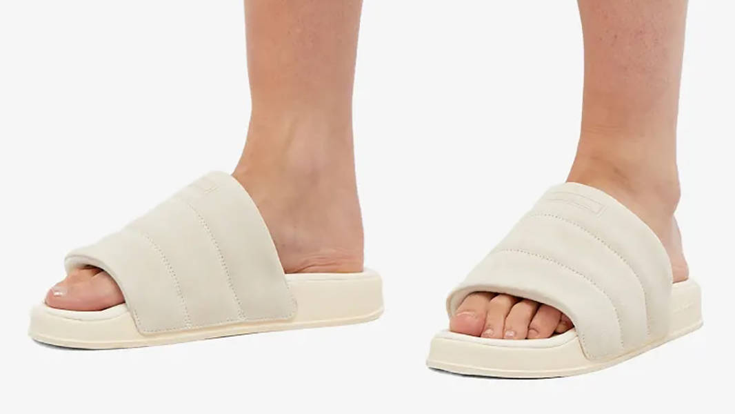 adidas Adilette Essential Wonder White IE9648 on feet