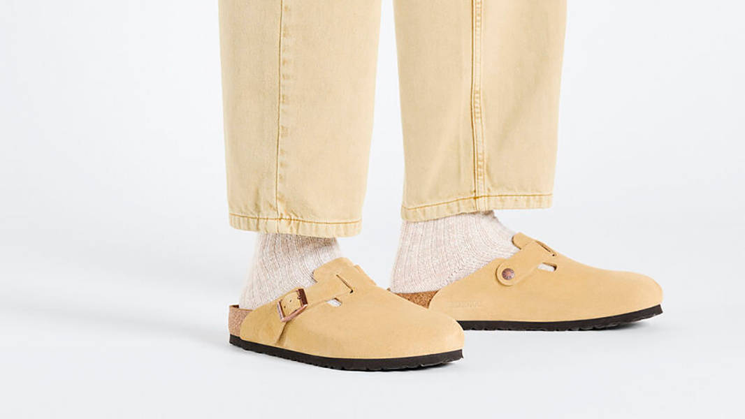 Birkenstock Boston Suede Latte Cream 1026181 on feet