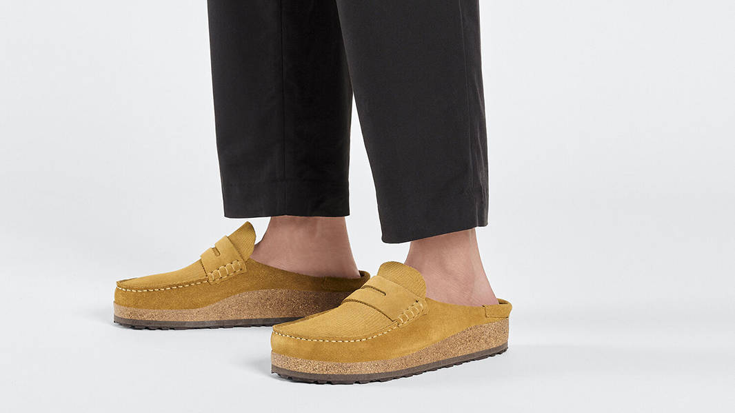 Birkenstock Naples Cork Brown 1025472 on feet
