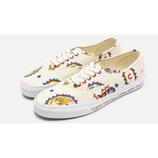 Vans classic hot sale authentic white