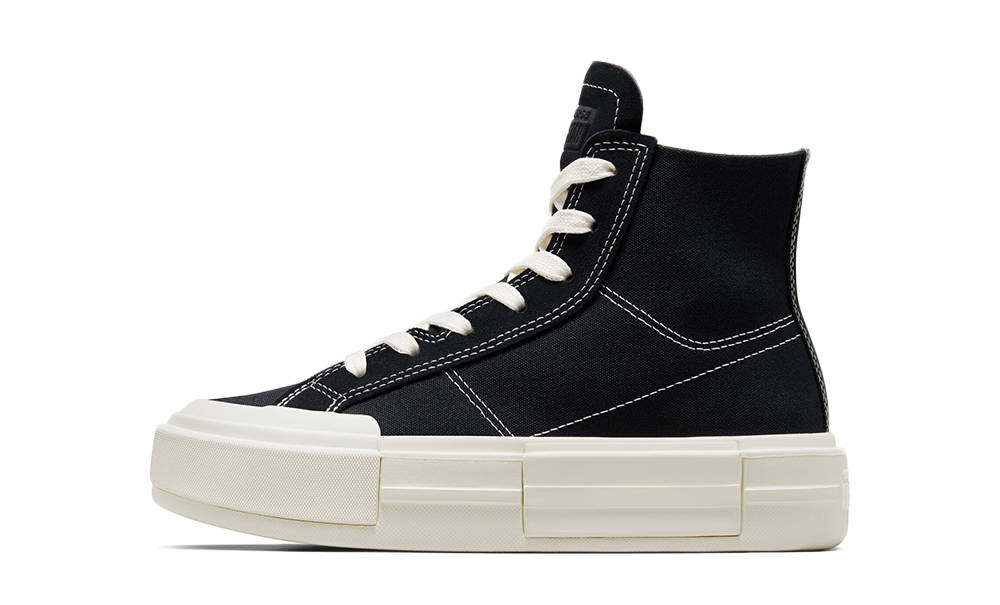 Chuck Taylor All Star Cruise Unisex High Top Shoe.