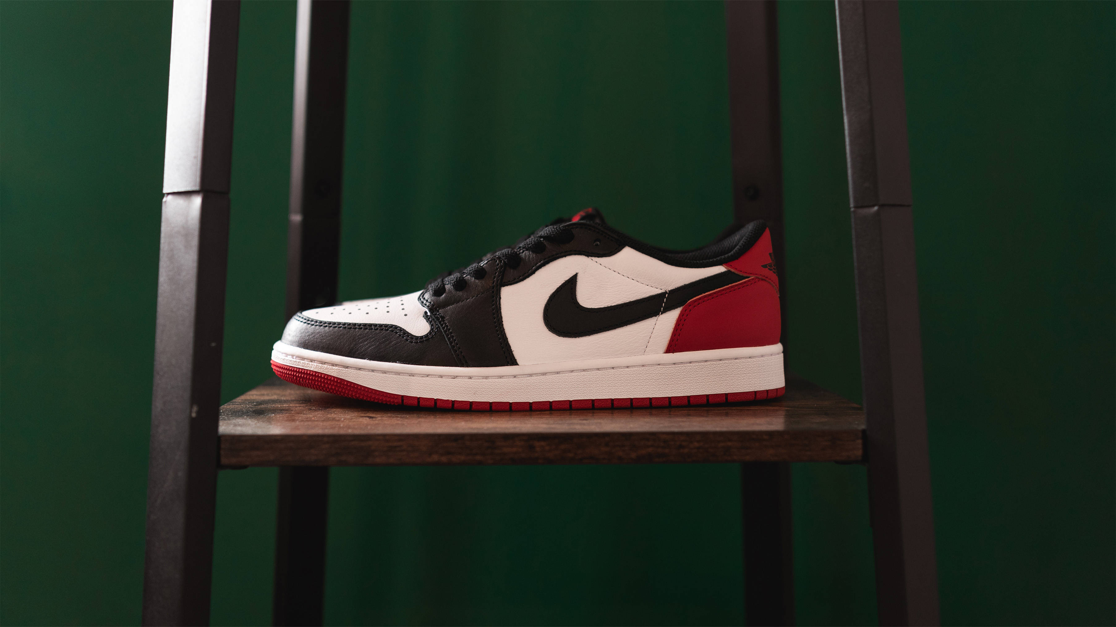 Air Jordan 1 Low OG Black Toe