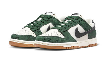 Could the Nike Dunk Low "Green Snake" Be the Next Silhouette to Slither Into Your Rotation? Could the Nike Dunk Low "Green Snake" Be the Next Silhouette to Slither Into Your Rotation?