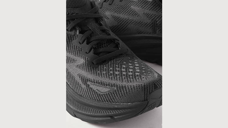 Hoka One One Clifton 9 Black toebox