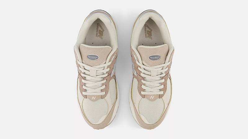 New Balance 2002R Driftwood Sandstone M2002RSI Top