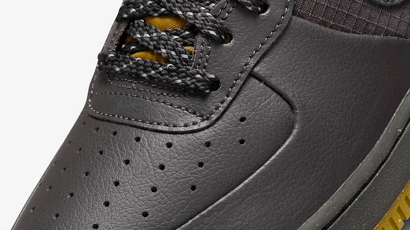 Nike Air Force 1 Low Medium Ash FB8877-200 Detail