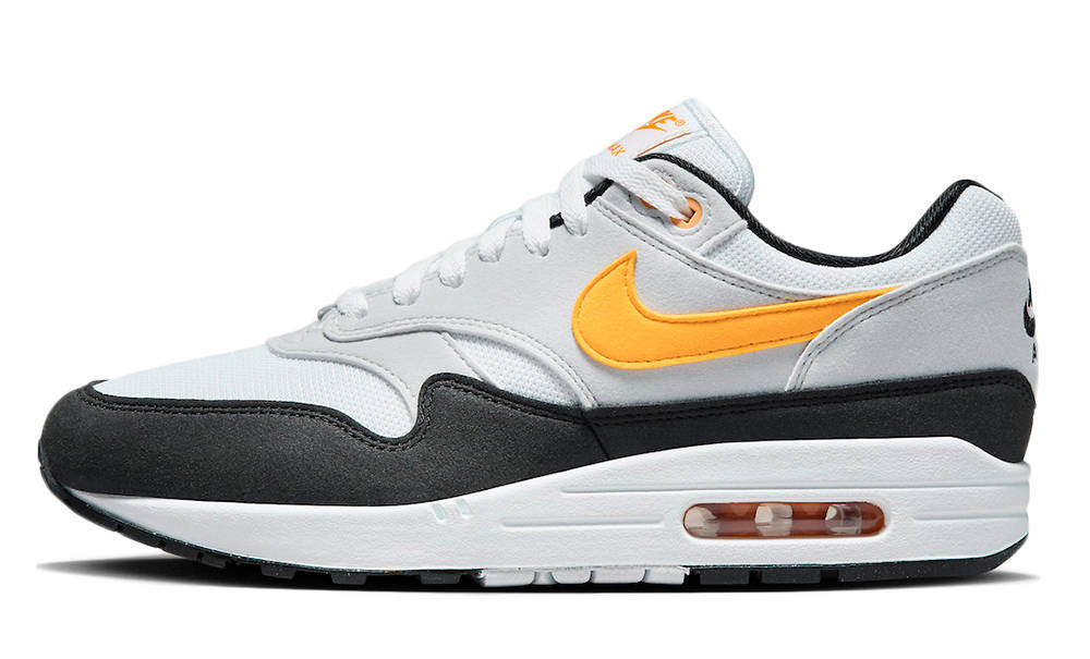 suche nike gold air max price in pakistan
