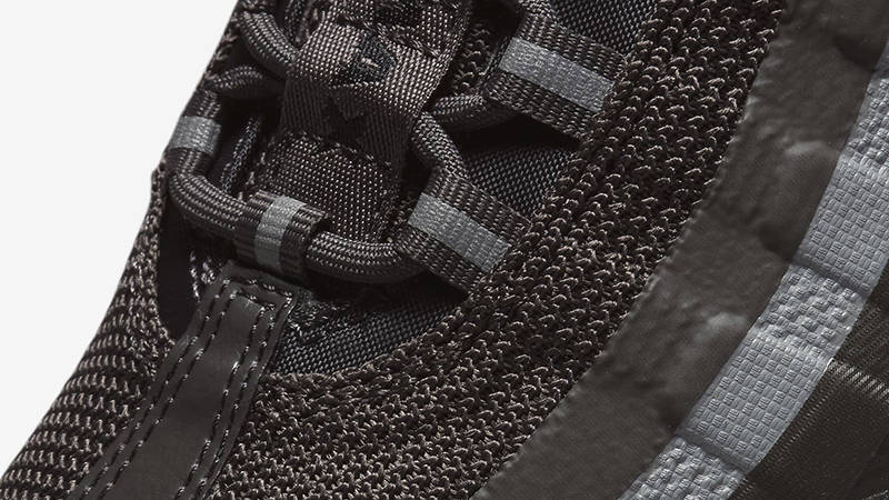 Nike Air Max 95 Medium Ash DZ4503-200 Detail