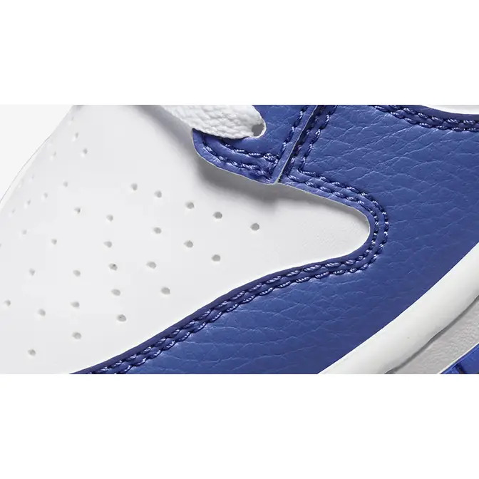 Nike Dunk Low GS Knicks | Where To Buy | FN7783-400 | The Sole Supplier