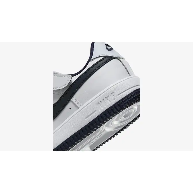 Nike Force 1 Low EasyOn White Grey heel