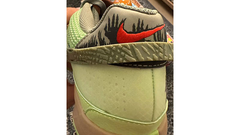 Nike Ja 1 Halloween FD6565-300 Detail 2