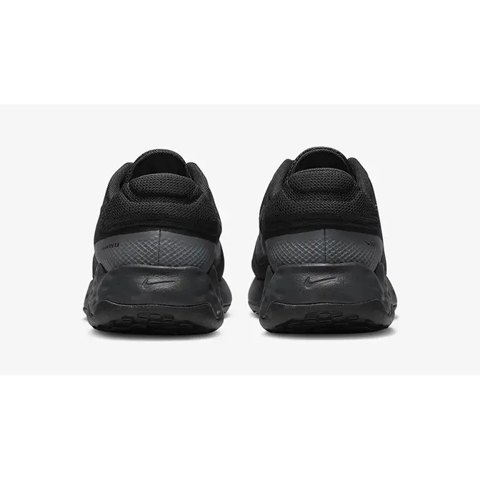 nike renew all black