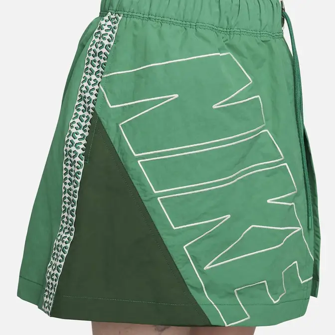 Nike Sportswear Tracksuit Skirt side