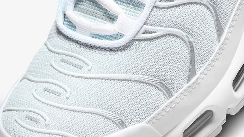 nike tuned 1 white silver