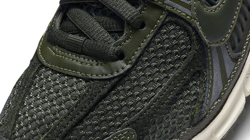 Nike Zoom Vomero 5 Sequoia FQ8898-325 Detail