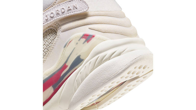 SoleFly x Air Jordan 8 Diamond Turf heel