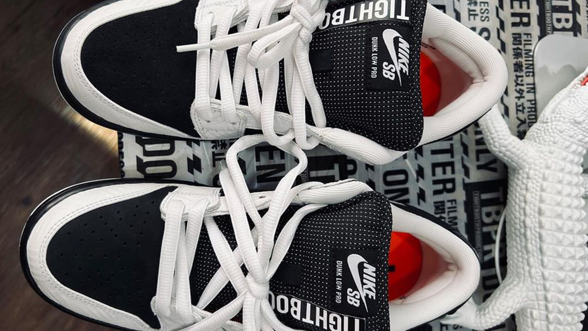 TIGHTBOOTH x Nike SB Dunk Low Black