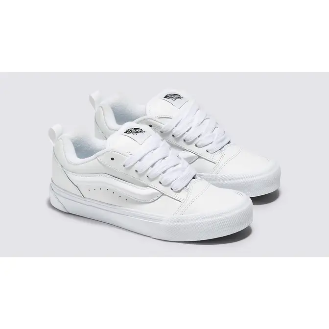 Triple hot sale white vans