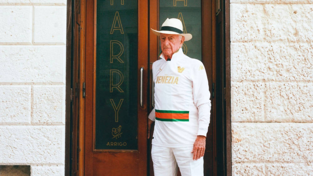 Venezia FC's Hot Streak Continues With Its 2023/24 Away Kit
