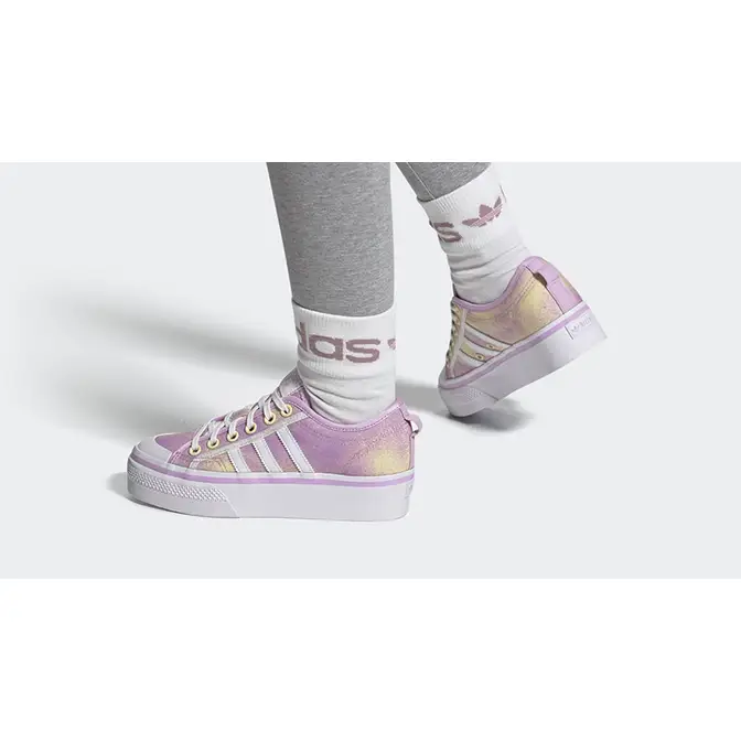 adidas schools Nizza Platform Bliss Lilac ON FOOT
