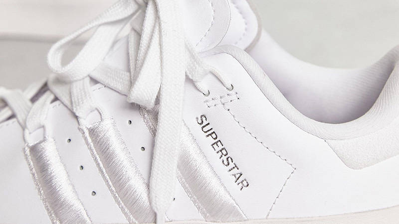 adidas all white superstar