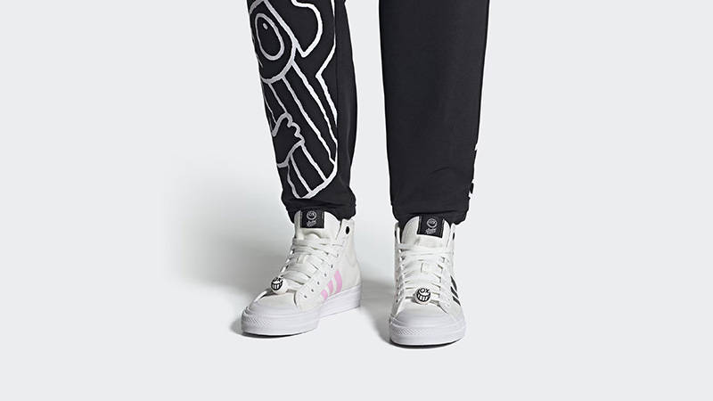 Andre Saraiva x adidas Nizza Hi RF White on foot