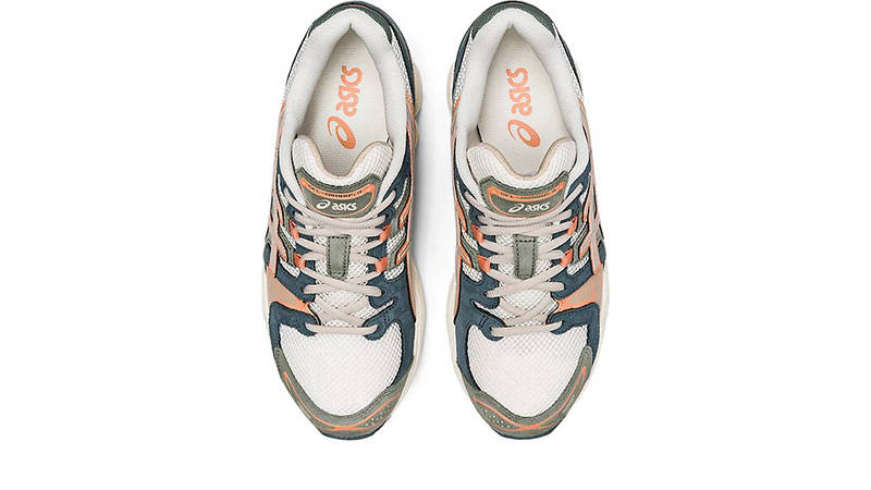ASICS Gel-Nimbus 9 Cream Feather Grey middle