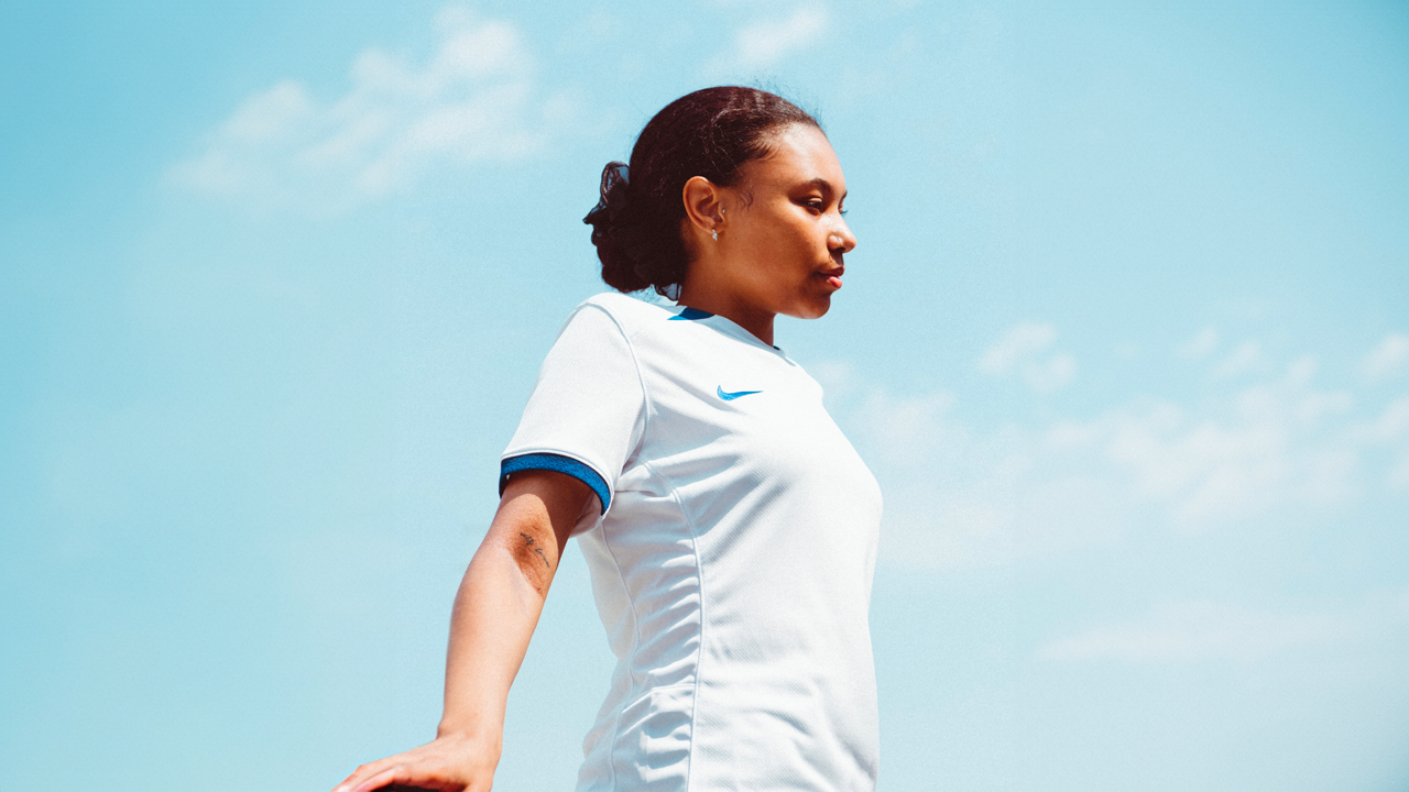 Get Behind the Lionesses This Women's World Cup Quarter Final With This England Jersey!