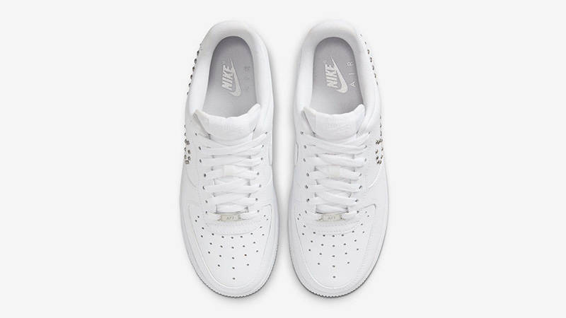 Nike Air Force 1 Low White Metallic Silver FQ8887-100 middle