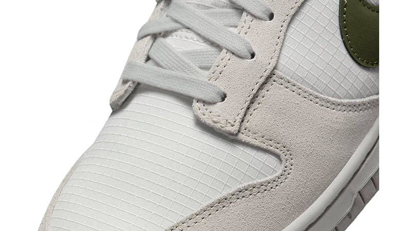 Nike Dunk Low Leaf Veins toebox