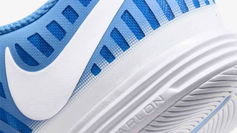 Nike Lunar Gato II IC University Blue Closeup